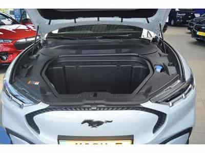 Ford Mustang Mach-E Base 72kWh Standard Range LFP 269ch/198kW - A1 (2025) - Foto 3
