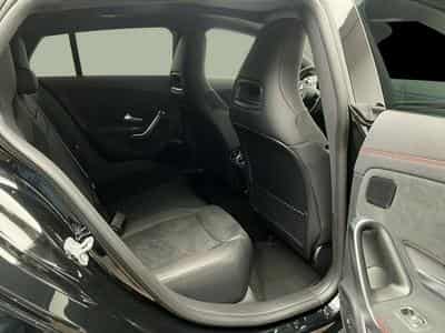 Mercedes CLA 200 CLA 200 d Shooting Brake AMG-Line Premium Plus (2025) - Foto 9