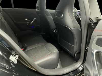 Mercedes CLA 200 CLA 200 d Shooting Brake AMG-Line Premium Plus (2025) - Foto 9