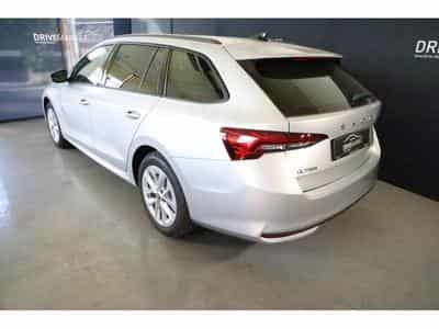 Skoda Octavia Selection (2025) - Foto 3