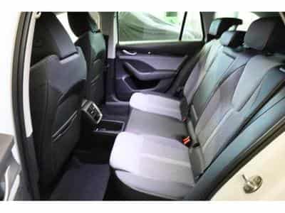 Skoda Octavia Selection (2025) - Foto 11