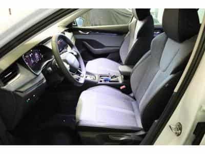 Skoda Octavia Selection (2025) - Foto 12