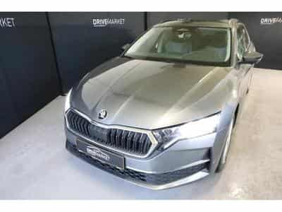 Skoda Octavia Selection (2025) - Foto 1