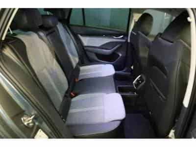 Skoda Octavia Selection (2025) - Foto 10