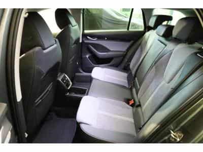 Skoda Octavia Selection (2025) - Foto 11
