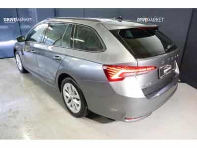 Skoda Octavia Selection (2025) - Foto 3
