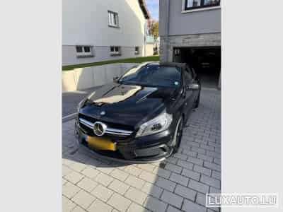 Mercedes A 45 AMG (2014) - Foto 1