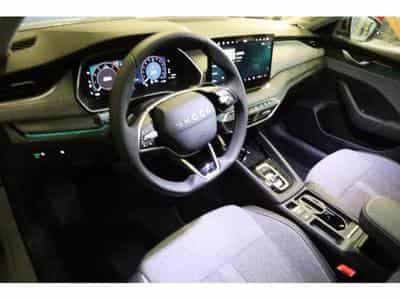 Skoda Octavia Selection (2025) - Foto 10