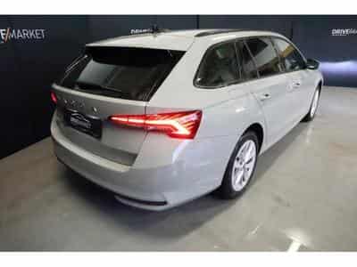 Skoda Octavia Selection (2025) - Foto 3