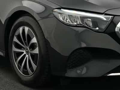 Mercedes Classe E T Avantgarde LED+AHK+Kamera+Totw (2024) - Foto 9