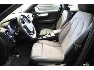 Volvo XC40 Dark (2025) - Foto 8