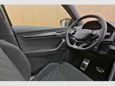 Skoda Karoq Sportline 2.0 TDI 4X4 DSG 110 KW (2026) - Foto 5