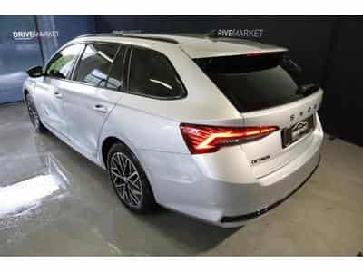 Skoda Octavia Sportline (2024) - Foto 11