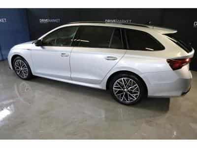 Skoda Octavia Sportline (2024) - Foto 12