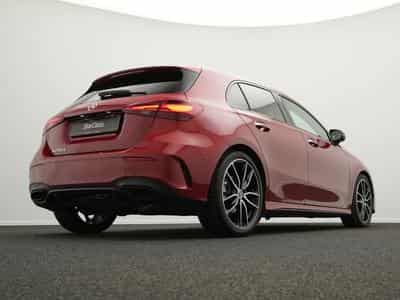 Mercedes A 200 d AMG-Line Multi+Kamera+AHK+19"+Night (2025) - Foto 11