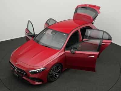 Mercedes A 200 d AMG-Line Multi+Kamera+AHK+19"+Night (2025) - Foto 14