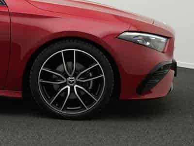 Mercedes A 200 d AMG-Line Multi+Kamera+AHK+19"+Night (2025) - Foto 8