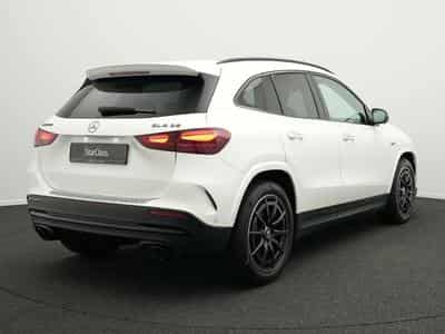 Mercedes GLA 35 AMG 4MATIC Multi+Pano+360°+Night+Burm (2024) - Foto 3