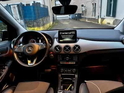 Mercedes B 250 Pack amg (2018) - Foto 8