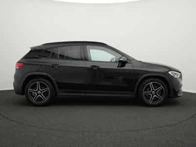 Mercedes GLA 180 AMG-Line LED+Kamera+Night+AHK+19" (2020) - Foto 5