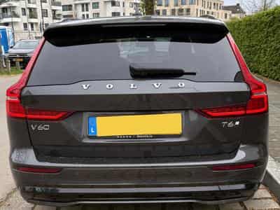 Volvo V60 T6 Plus Dark / Plug-in-Hybrid (2024) - Photo 2