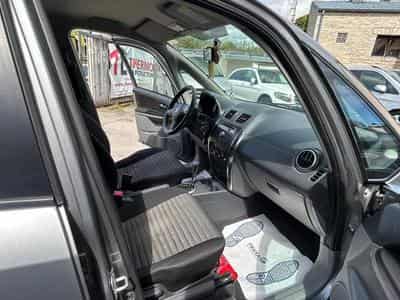 Suzuki SX4 1.6 Automatique 120cv (2013) - Foto 11