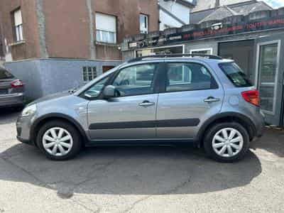 Suzuki SX4 1.6 Automatique 120cv (2013) - Foto 3