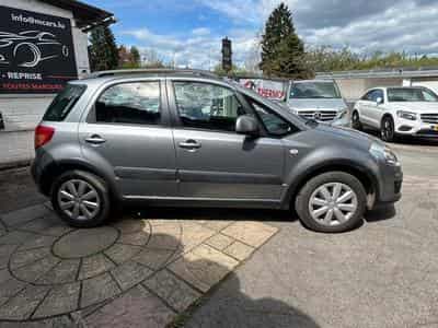 Suzuki SX4 1.6 Automatique 120cv (2013) - Foto 7