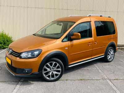 VW Caddy Cross DSG 7 seats (2013) - Foto 1