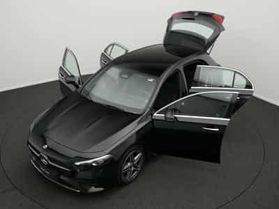 Mercedes A 200 d AMG-Line Multi+Kamera+Ambi (2024) - Foto 14