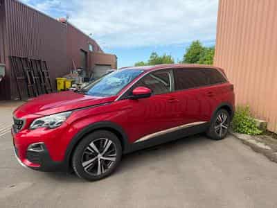 Peugeot 5008 1.5 HDI 130CH EAT8 Allure 7 places (2020) - Foto 2