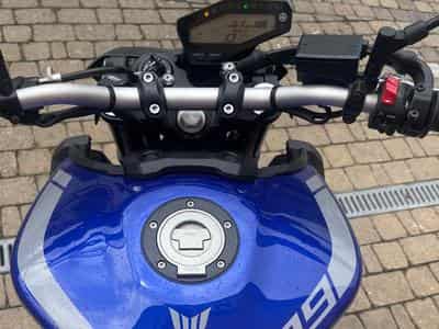 Yamaha MT09 Blue (2020) - Photo 9