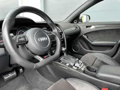 Audi RS4 (2015) - Photo 9