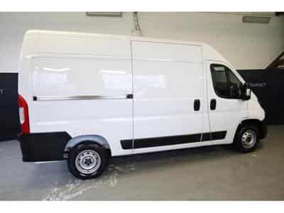 Peugeot Boxer 335 L2H2 Kam PDC DAB Temp BT (2024) - Foto 3
