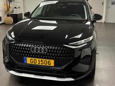 Audi Q3 S-Line (2025) - Foto 1