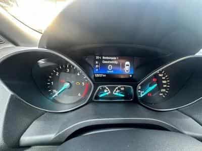 Ford Kuga 2.0 TDCi 150ch 2WD ST Line (2017) - Foto 11