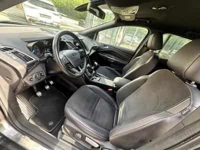 Ford Kuga 2.0 TDCi 150ch 2WD ST Line (2017) - Foto 12