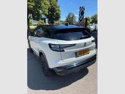Renault Austral 1.2 FULL HYBRIDE ALPINE (2026) - Foto 3