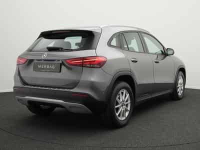 Mercedes GLA 180 d Kamera+PTS+SHZ+MBUX (2020) - Foto 3