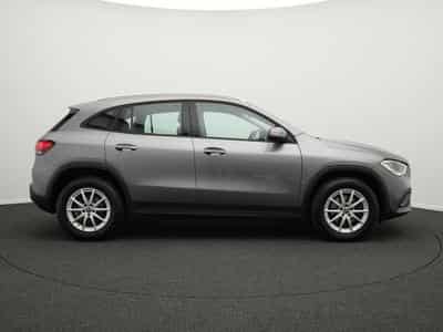 Mercedes GLA 180 d Kamera+PTS+SHZ+MBUX (2020) - Foto 5