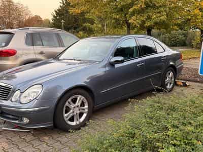 Mercedes E 270 Avantgarde (2003) - Foto 1