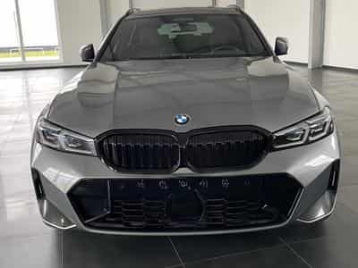 BMW 320 Sport M (2023) - Foto 1