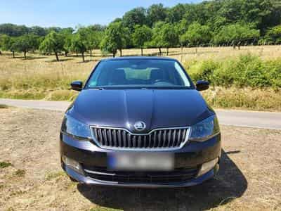 Skoda Fabia 1.4l TDI, mit neuer Batterie + 8 Reifen (2016) - Foto 6