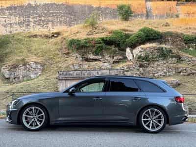 Audi RS4 (2023) - Photo 3