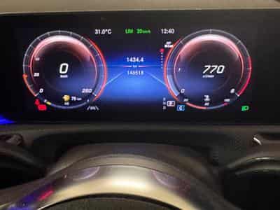 Mercedes A 200 A 200 D AMG. LINE 4 Matic (2023) - Foto 8