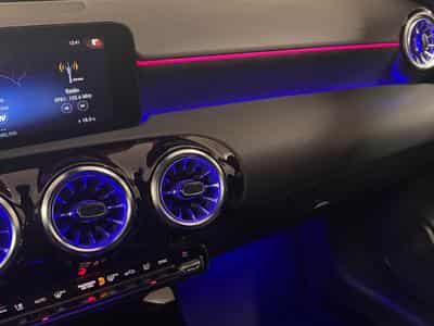 Mercedes A 200 A 200 D AMG. LINE 4 Matic (2023) - Foto 9