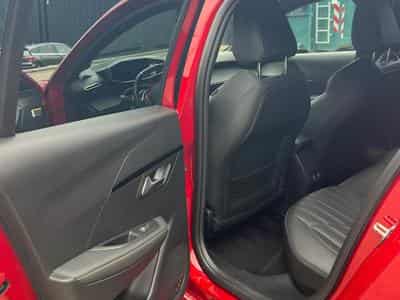 Peugeot 208 GT (2020) - Foto 10