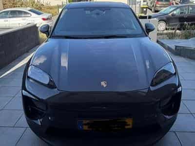 Porsche Macan (2024) - Foto 1
