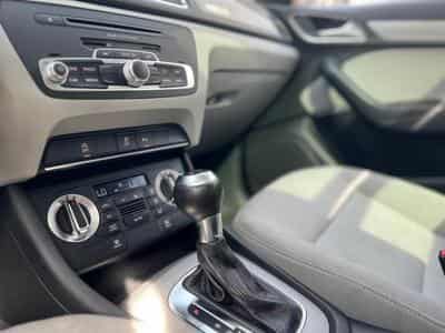 Audi Q3 AUTOMATIQUE / QUATTRO / ESSENCE / PANORAMIQUE (2012) - Foto 13