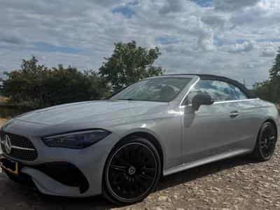 Mercedes CLE 300 4MATIC Cabriolet AMG Line (2025) - Foto 2